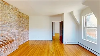 1575 Beacon St #3R — Photo 9