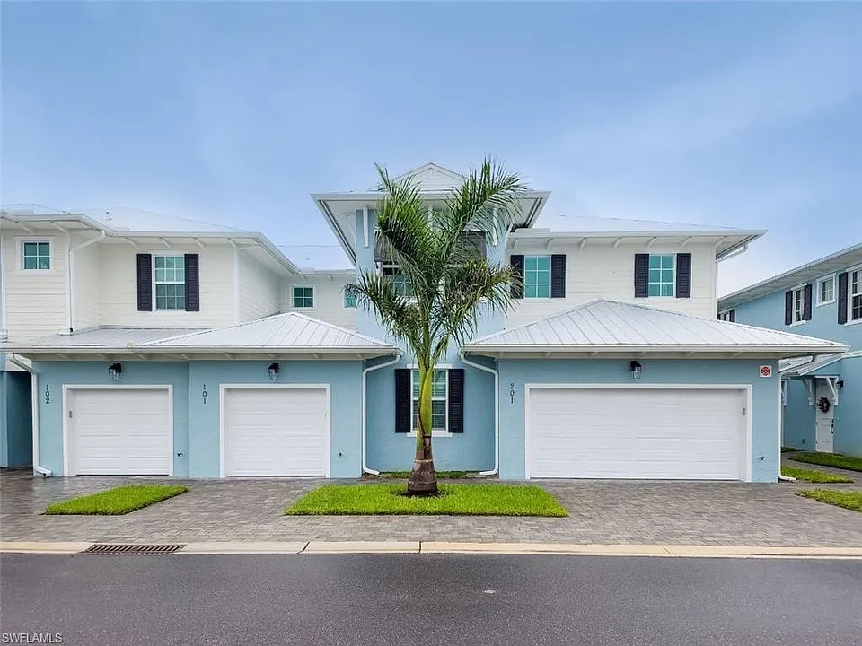 26310 Coco Cay Cir #101