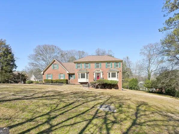 4805 Mystere Ln SW, Lilburn, GA 30047