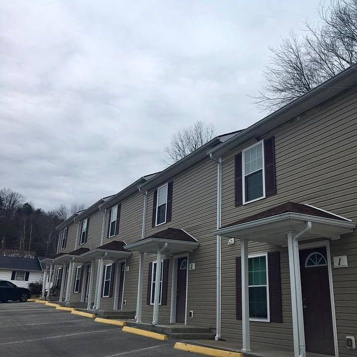 New 2 bedroom townhomw near MSU!