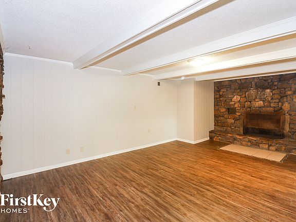 2nd image of 5175 Rolling Meadows Dr