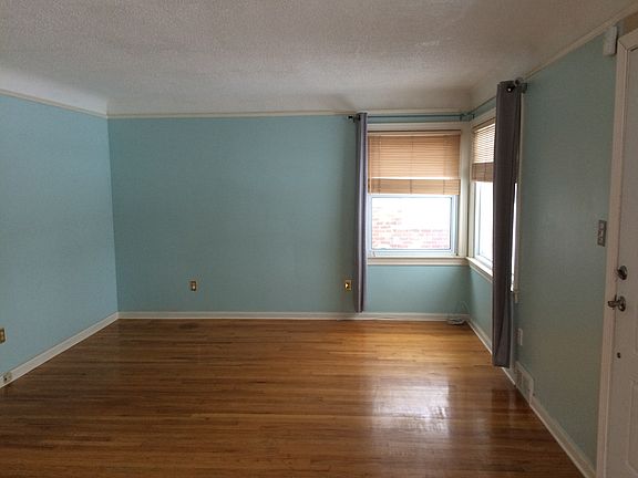 4th image of 1660 N Silvery Ln
