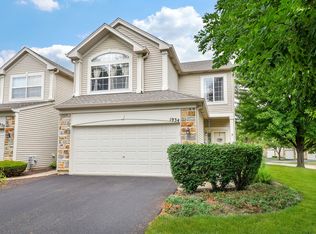 1934 Stoneheather Ave, Aurora, IL 60503