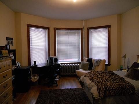 2nd image of 21 Gibbs St APT 02