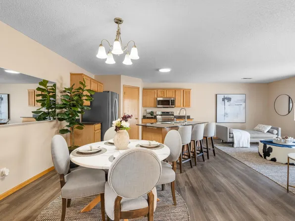 9112 Goodrich Dr, Monticello, MN 55362