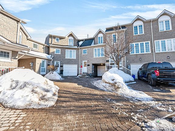 3rd image of 1345 Altona Rd #17