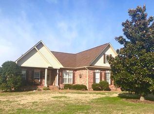 1501 Silver Cup Ct, Columbia, TN 38401