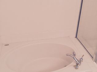 11 Hawk Rise Ln #202, Owings Mills, MD 21117