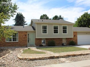 630 Silver Spring Cir, Colorado Springs, CO 80919