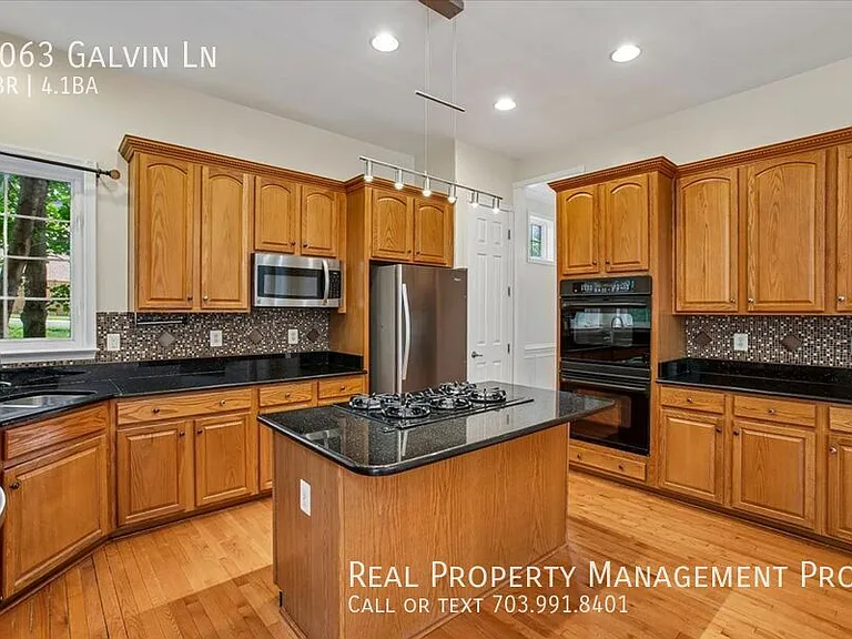 9063 Galvin Ln — Photo 9