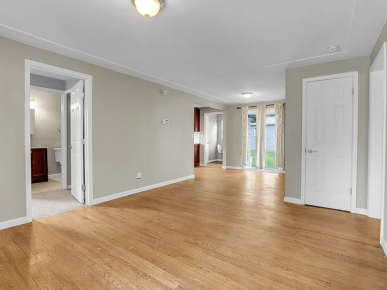 4885 Tejon St — Photo 11