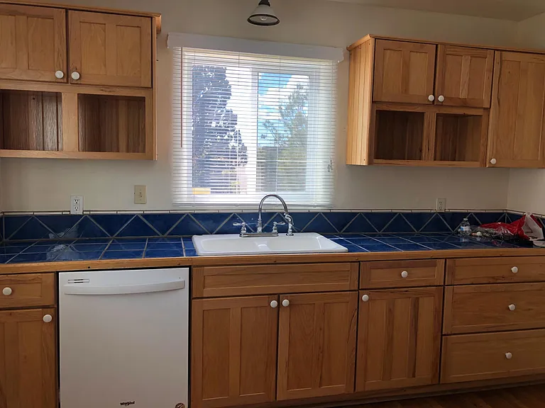 501 Carlisle Blvd SE — Photo 5