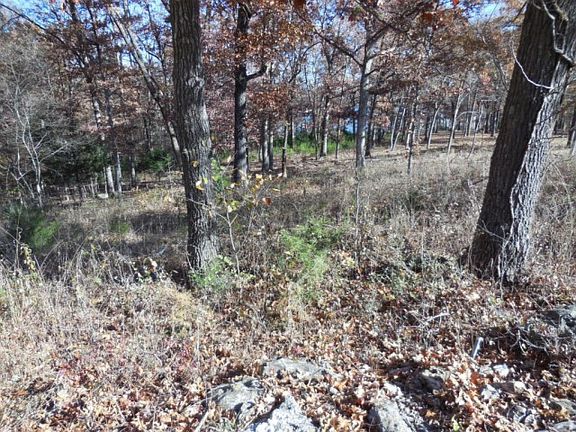 4th image of 125 Lake Expressway Trl