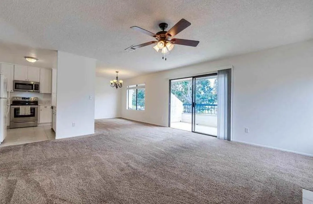 2 bed, 1204 sqft, $2,800 — Photo 2
