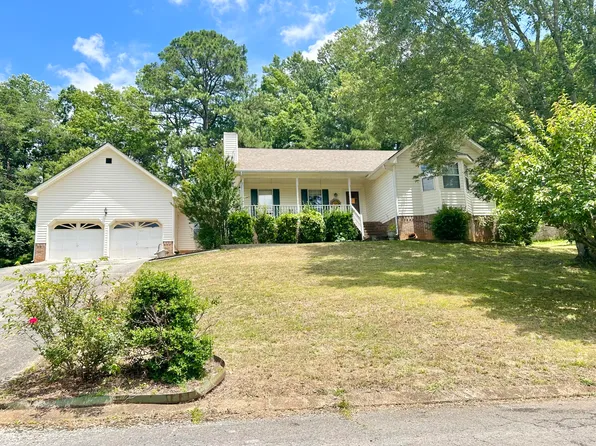 340 Morning Side Dr, Rossville, GA 30741