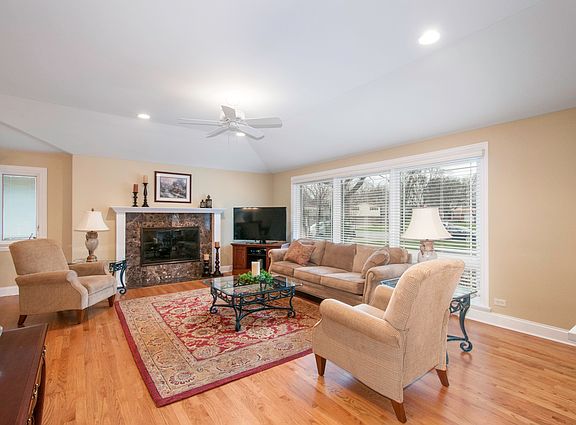 3rd image of 5108 Clausen Ave