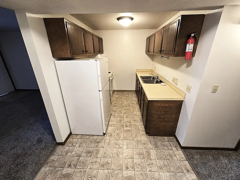 2108 N Cotner Blvd — Photo 9