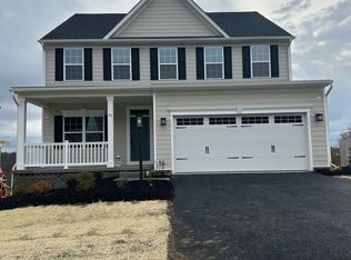 60 Tuscan Dr, Morgantown, WV 26508