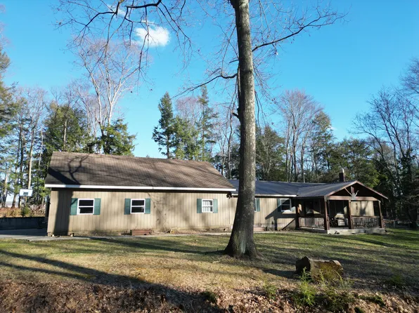641 Albion Rd, Punxsutawney, PA 15767