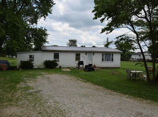 8395 Davis Ln SW, Lancaster, OH 43130