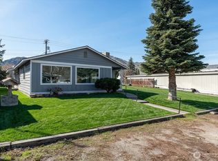 Stillwells, Chelan, WA 98816