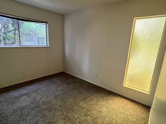 5th image of 1813 O St APT 1