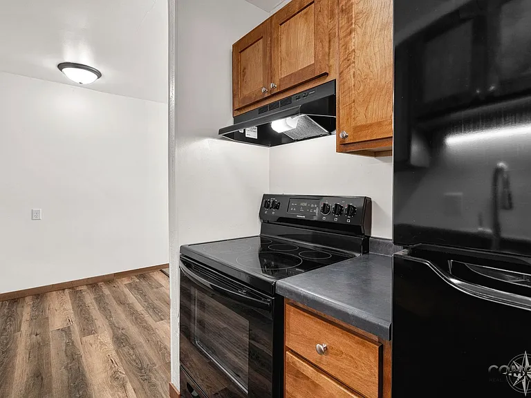 1025 W. MacArthur Avenue — Photo 20