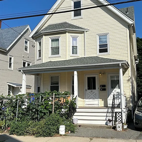 49 Ashland St #49 — Photo 1