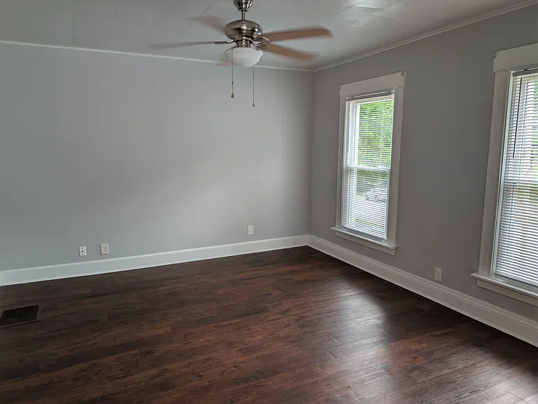 42 Grandview Ave #1 — Photo 13