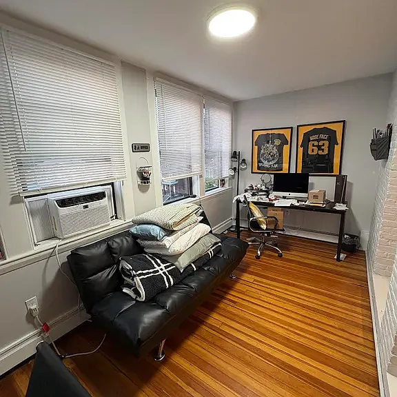 17 South St #6 — Photo 3