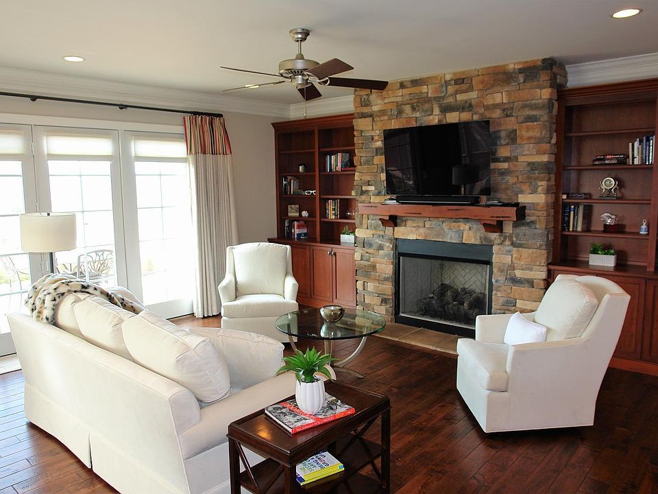 1st image of 3209 Southwood Manor Ct