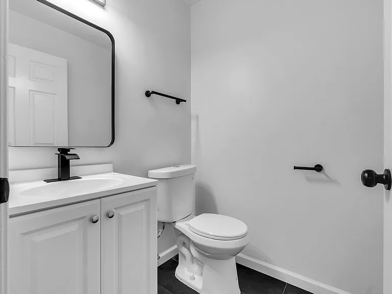 5398 Blue Ridge Pkwy — Photo 10