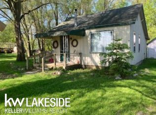 6630 Vine St, Caseville, MI 48725