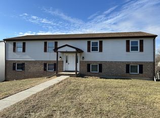 82 Picture Mountain Dr, Martinsburg, WV 25404