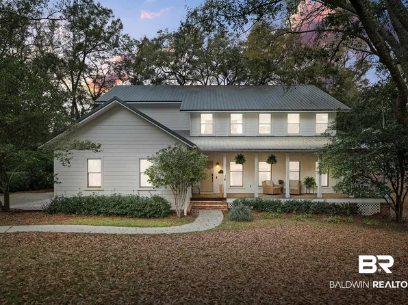 16 Greenbrier Ln, Fairhope, AL 36532