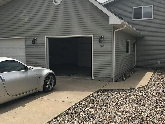2nd image of 1515 20th Ave NW #0