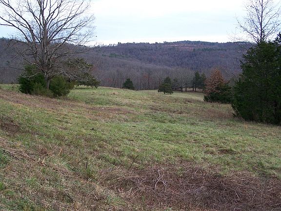 3rd image of 940 Old Hwy #66