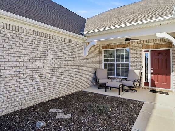 5th image of 11648 Flynn Pl