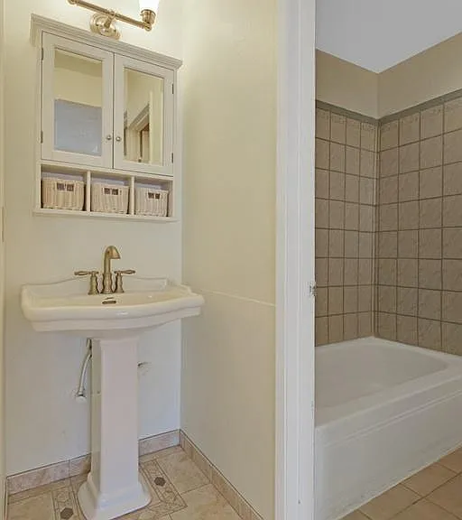 1285 Boa Vista Dr — Photo 22