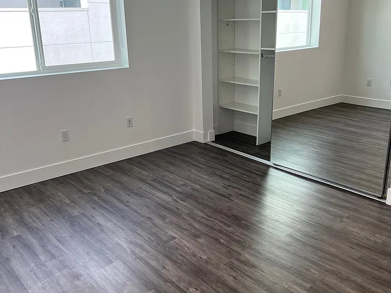 4231 McLaughlin Ave #401 — Photo 15