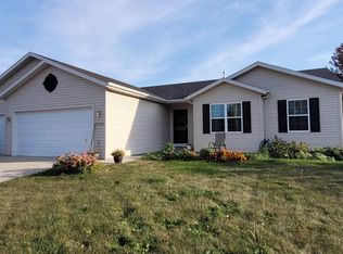 4248 E Rotamer Rd, Janesville, WI 53545