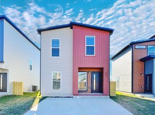 821 States Ave, Bentonville, AR 72713