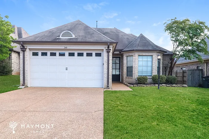240 Birch Springs Cv — Photo 1