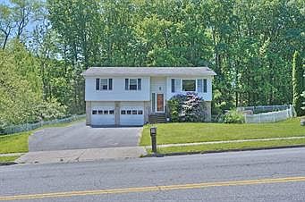 1st image of 534 Johnston Dr