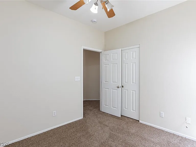 2598 Highland Cliff Dr — Photo 30