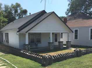 1323 Metropolitan Ave, Leavenworth, KS 66048