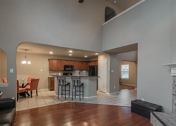5th image of 2080 Meadow Park Dr