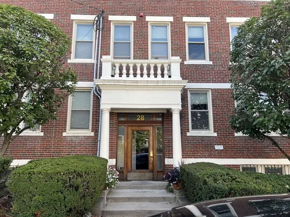 28 Ransom Rd APT 11, Brighton, MA 02135