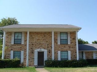 4813 Country Club Rd, Garland, TX 75044