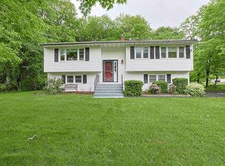 10 Cregan Pl, Monroe, NY 10950